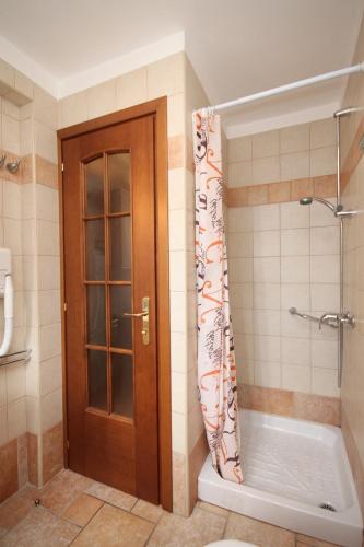 Seaside holiday house Novigrad - 3365 - image 2