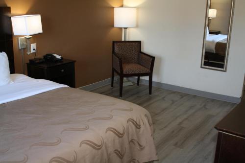 Quality Inn & Suites Wichita Falls I-44