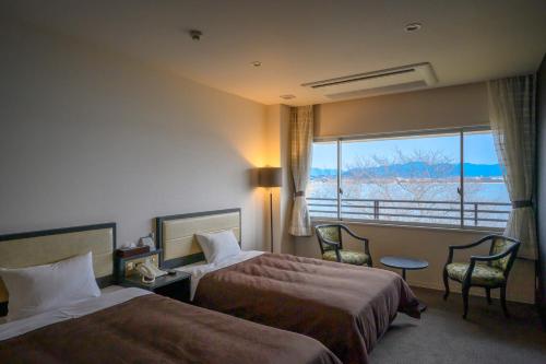 Deluxe Twin Room with Private Onsen and Lake View