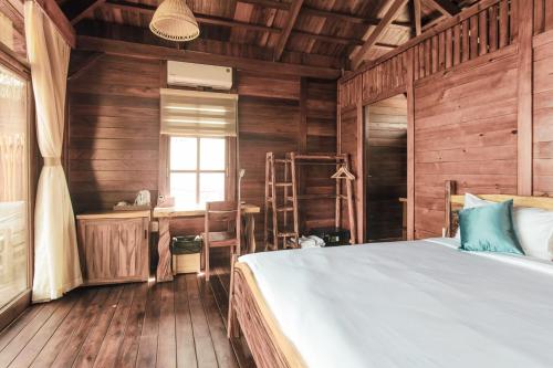 Overwater Family Villa