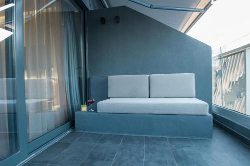 Athens Lodge - image 12