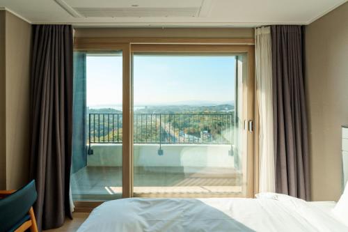 Hotel the Blue Terra in Joyang-dong