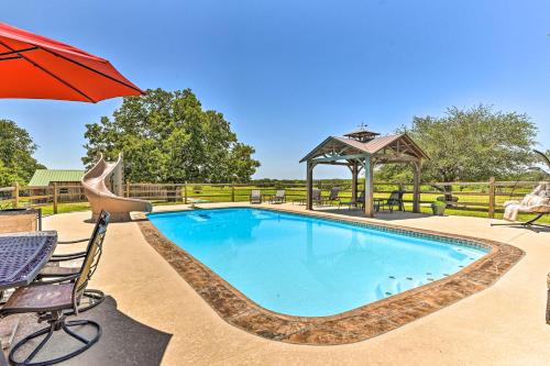 . Sunset Ranch with Pool and Hot Tub on 29 Acres!
