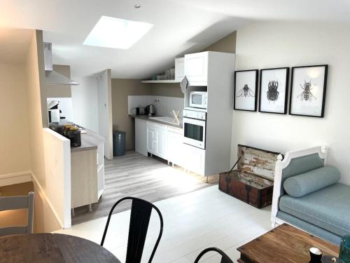. Cosy Camon Bolt-Hole