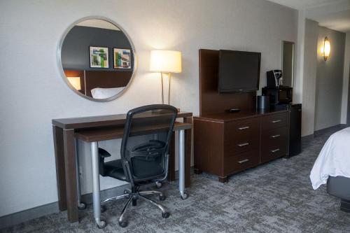 Holiday Inn Sioux Falls-City Center an IHG Hotel - image 5