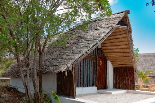 Kae Beach Bungalows