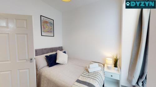Taff Towers - Deluxe 2 Bed Cardiff City Center Apartment - Free Parking - By DYZYN - image 14