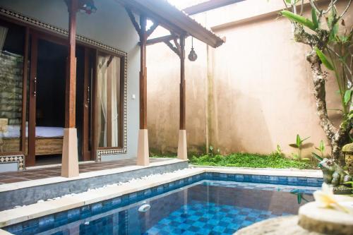 Cheerful 1 bedroom private house with pool in ubud