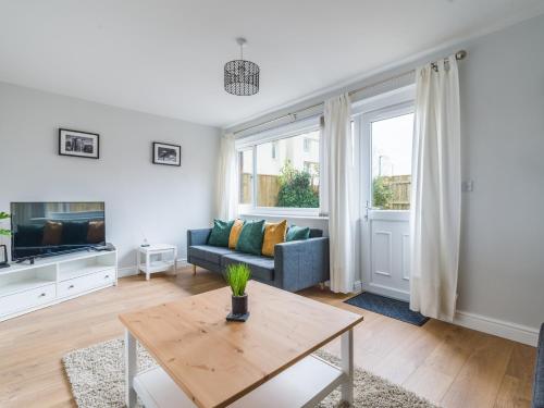 Charming 3-Bed House in Newcastle upon Tyne