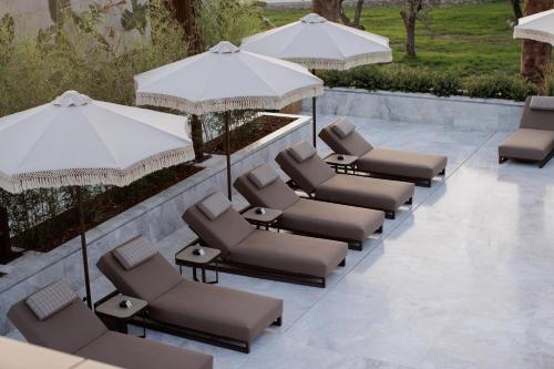 Prado Luxury Hotel – Himarë, CA