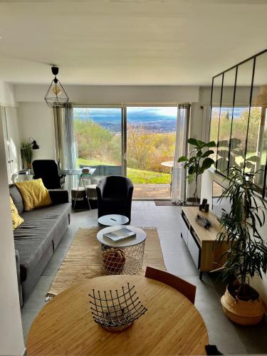 Chez Isa, loft 55m2, jardin, vue, parking, entrée autonome 1