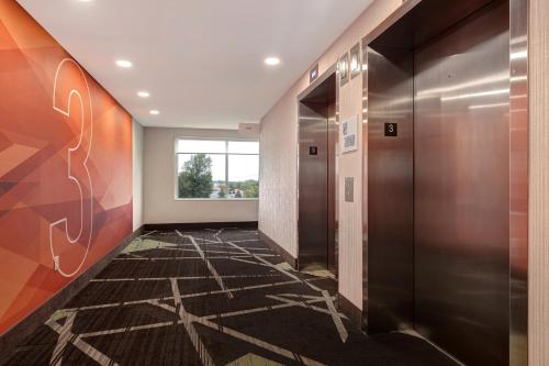 Holiday Inn Express & Suites - Grand Rapids South - Wyoming, an IHG Hotel