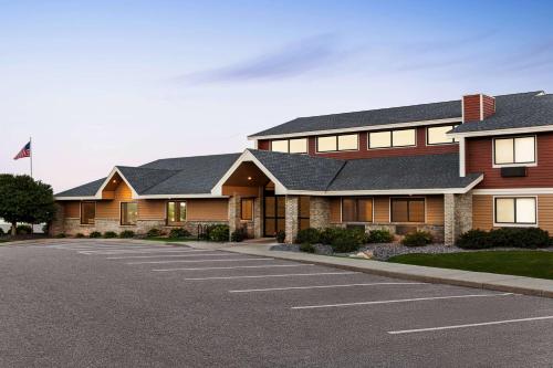 AmericInn by Wyndham Sauk Centre in Sauk Centre, USA