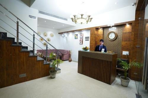 Shankh Hotel