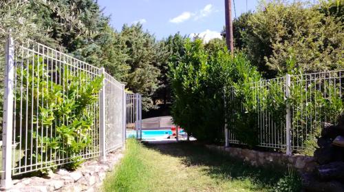 Maison de 2 chambres avec piscine partagee jardin clos et wifi a Saint Marcel les Sauzet - Location saisonnière - Saint-Marcel-lès-Sauzet