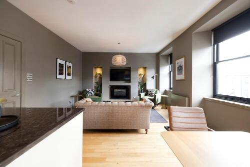 JOIVY Luxury Home on George Street, Edinburgh (Foto 9)