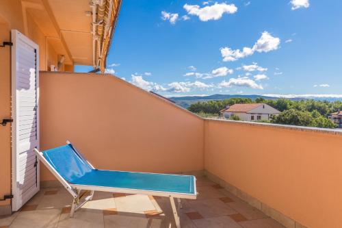 Apartment with Sea View image 3