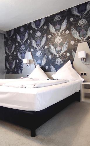Hotel Hellers Twenty Four II -24h-Check-In- - image 11