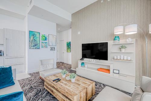 Hyde Resort and Residences