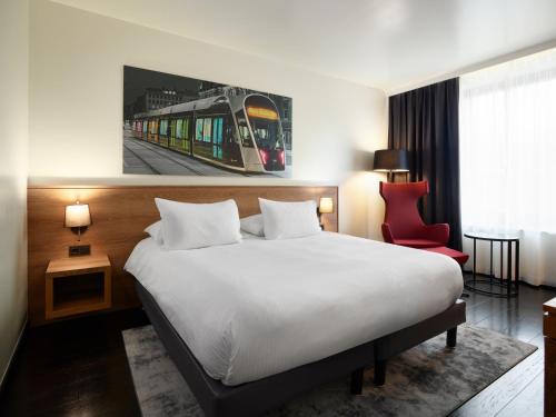 Park Inn by Radisson Luxembourg City - main image