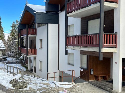 Cosy studio for 5 near ski lift, HAMEAU D2 in Vex