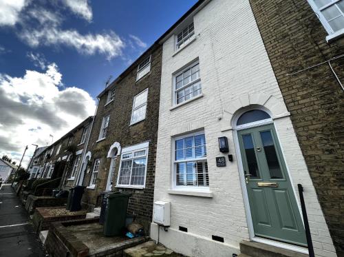 Hotellet från utsidan, York Street in Cowes Medina