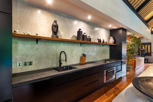 Three-Bedroom Villa image 5