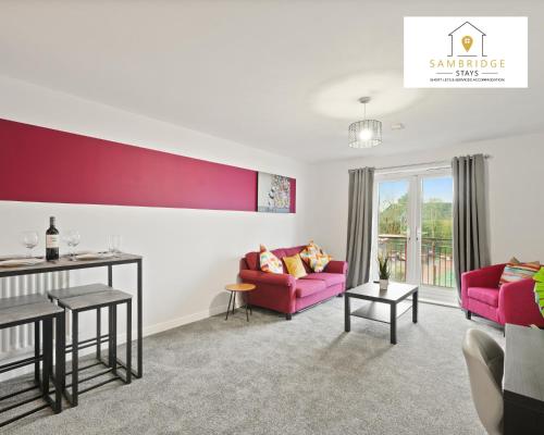 Beautiful 2 Bedroom Seviced Apt in Aylesbury By Sambridge Stays Short Lets & Serviced Accommodation in Aylesbury