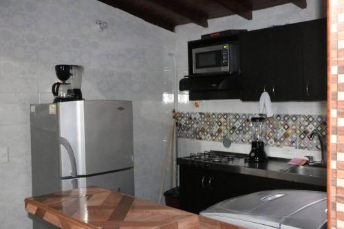 Aparta Suites Torre de Prado 503 Apartaestudio para 3 Personas, Medellín (foto 9)