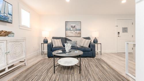 Harbourtown Suites on Plymouth Harbor - Photo 5