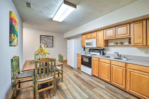 Mountain Retreat < 4 Mi To Downtown Boone! - Boone, NC