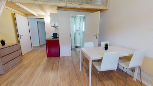 Economy Double Studio