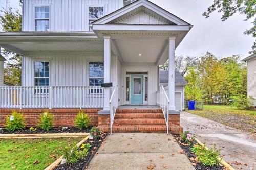 Bright Norfolk Home with Deck Less Than 3 Mi to Town!