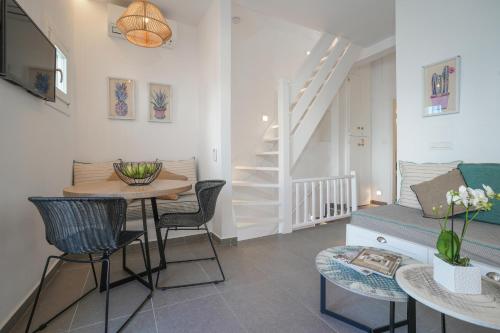 Mykonos 22 3
