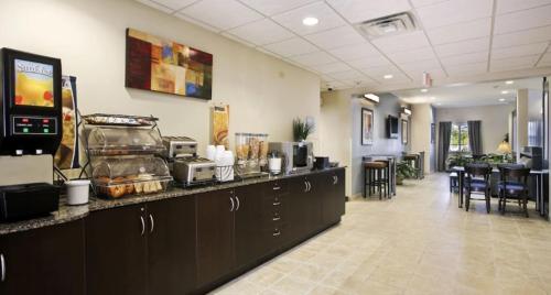 Microtel Inn and Suites Baton Rouge Airport