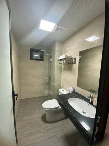 Double Room with Private Bathroom image 6