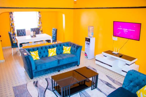 Secure Standalone 3BR Home near Embu Uni and KSG in เอมบู