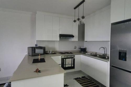 virtuve, *502 Shoreline Beach Flat* Strictly Halaal in Freeland Park
