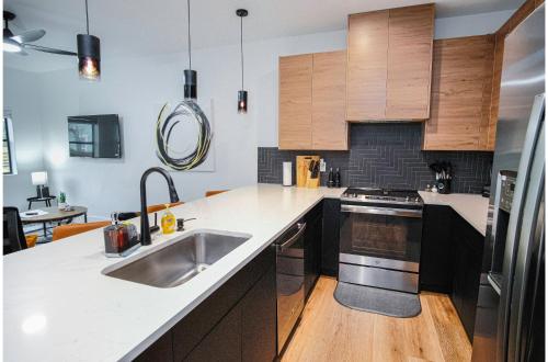 Amazing Indeed 3BR Only 5 Minutes From Downtown in San Antonio, USA