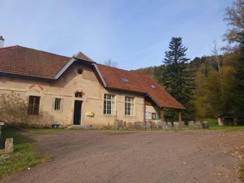 ECOLE de BELMONT