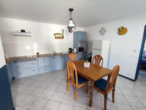 Konyha, Maison individuelle 60 m² in Cateau-Cambresis