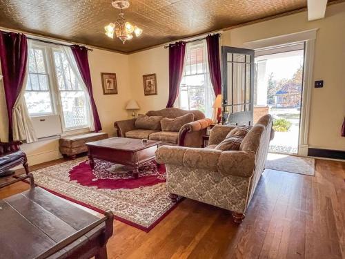 Full Kitchen,Close to Downtown and Family Friendly in Colorado Springs, USA