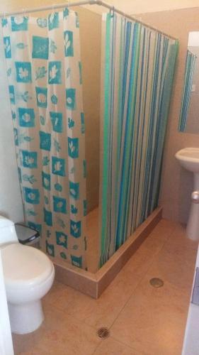 Standard Single Room with Shared Bathroom image 8