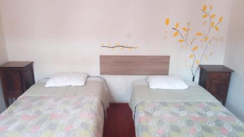 Standard Single Room with Shared Bathroom image 4