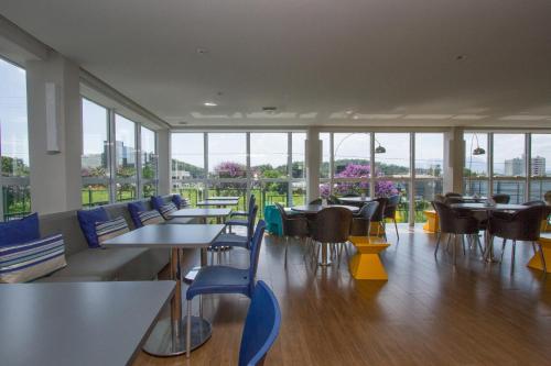 ห้องอาหาร, Le CanarD Joinville in จอนวิลเล