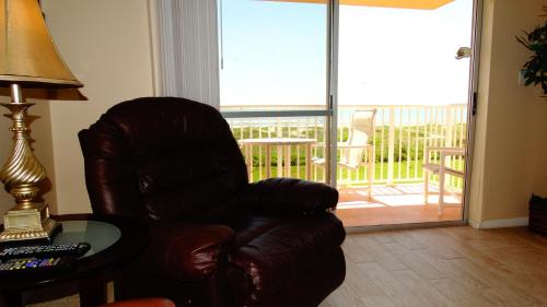 Spanish Main 63- Rare Direct Oceanfront 3 BR Condo! in Cocoa Beach, USA
