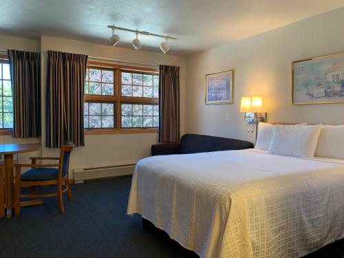 AppleCreek Resort-Hotel & Suites in Fish Creek (WI)