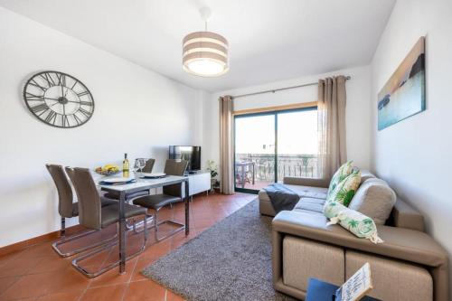 OCEANterracePool, beach 2m walk in ซีฟล์ว