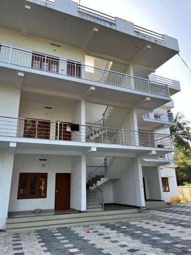 Wayanad Biriyomz Residency, Kalpatta, Low Cost Rooms and Deluxe Apartment