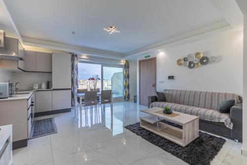 Terrace View-Stylish 2Bedroom Penthouse Ac-Wifi, Msida (fotografie 6)